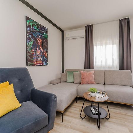 Apartmani Dmarie Привлака Екстериор снимка