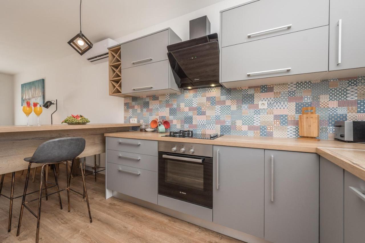 Apartmani Dmarie Привлака Екстериор снимка