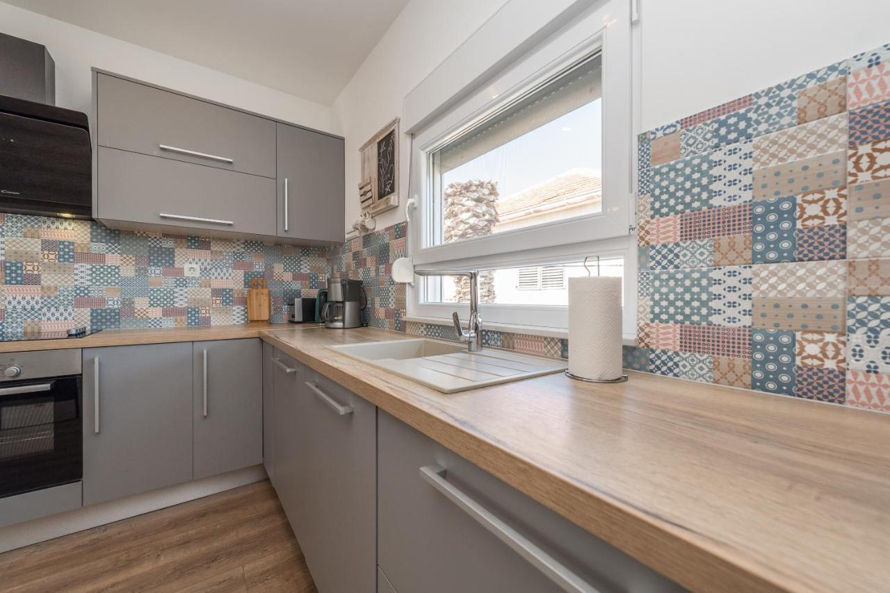 Apartmani Dmarie Привлака Екстериор снимка