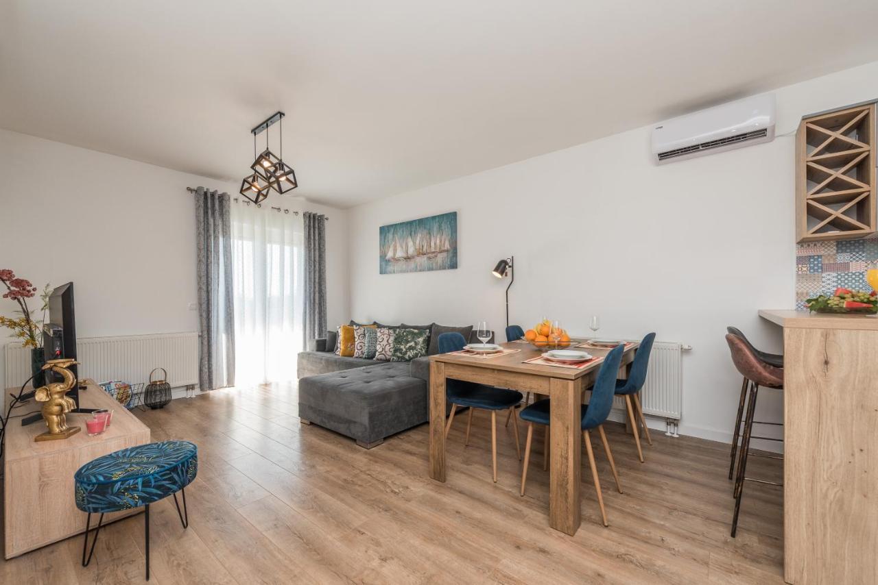 Apartmani Dmarie Привлака Екстериор снимка