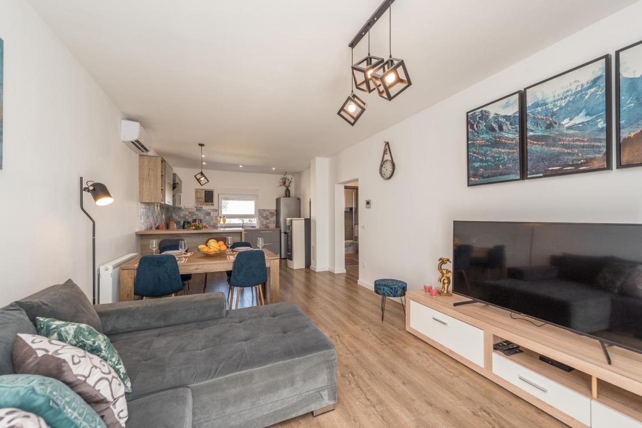 Apartmani Dmarie Привлака Екстериор снимка