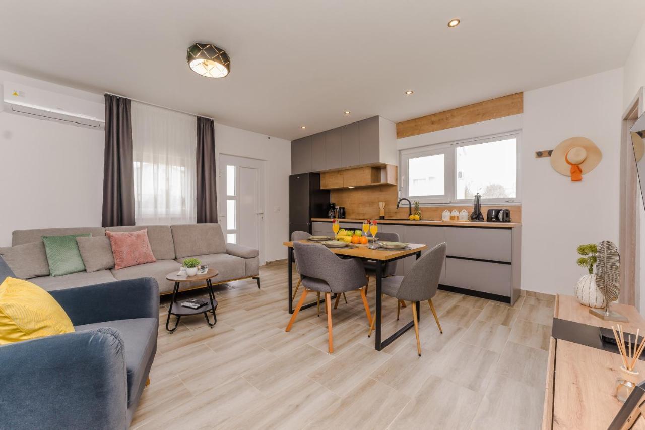 Apartmani Dmarie Привлака Екстериор снимка